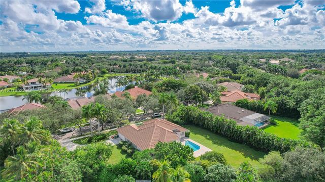 1256 S Manor Dr S, Weston, FL 33326