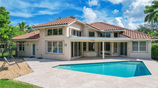 1256 S Manor Dr S, Weston, FL 33326