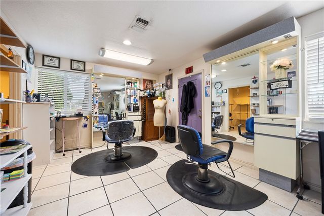 217 W Nelson Ave, Aransas Pass, TX 78336