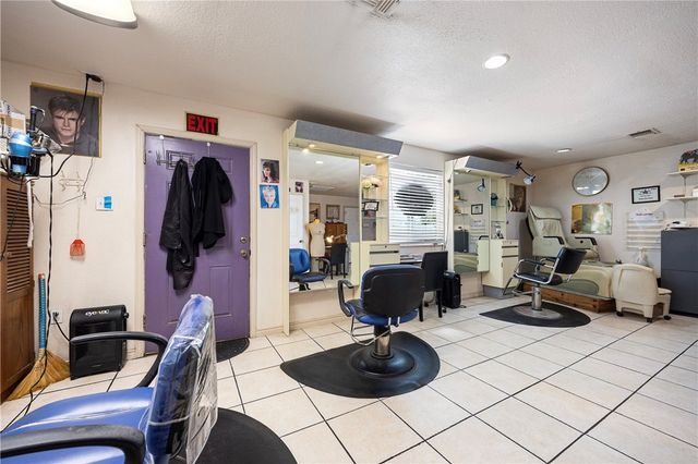 217 W Nelson Ave, Aransas Pass, TX 78336