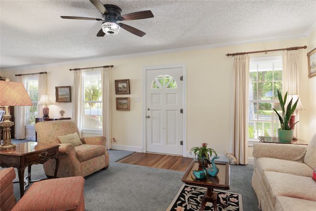 805 W 15th Street, Brady, TX 76825