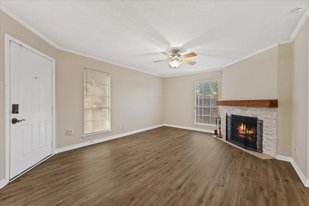 8400 Hickory Street 101, Frisco, TX 75034