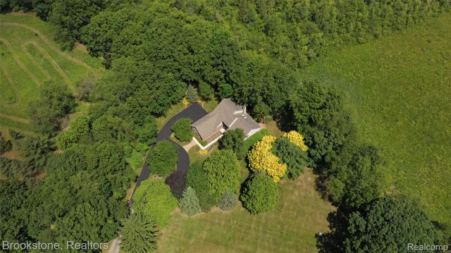 12170 Shaffer Road, Springfield Charter Township, MI 48350