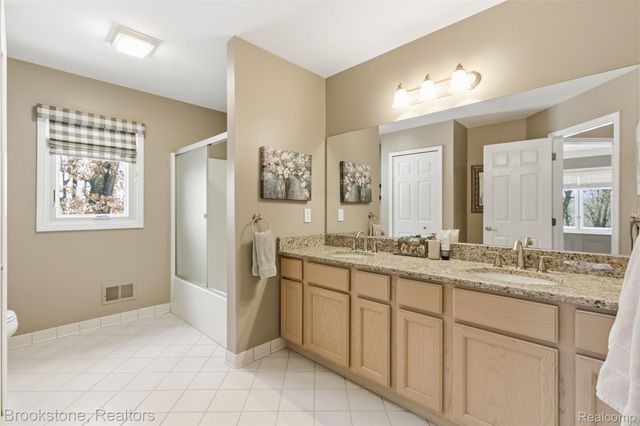 12170 Shaffer Road, Springfield Charter Township, MI 48350