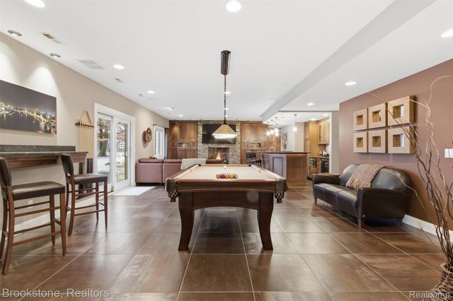 12170 Shaffer Road, Springfield Charter Township, MI 48350
