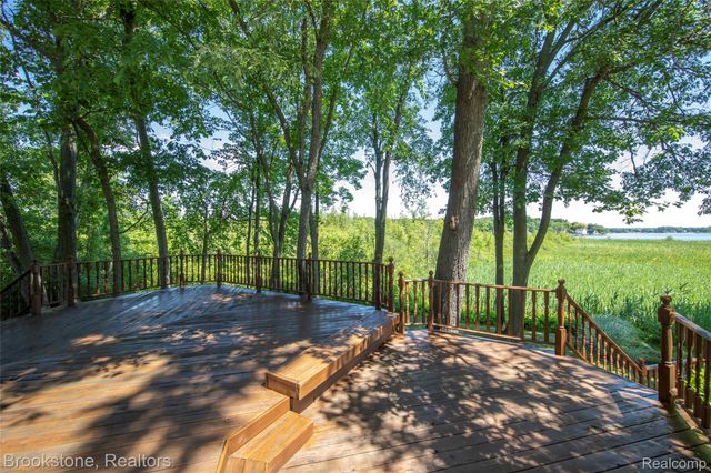 12170 Shaffer Road, Springfield Charter Township, MI 48350