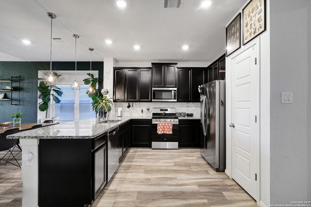 5214 Seashore, San Antonio, TX 78245