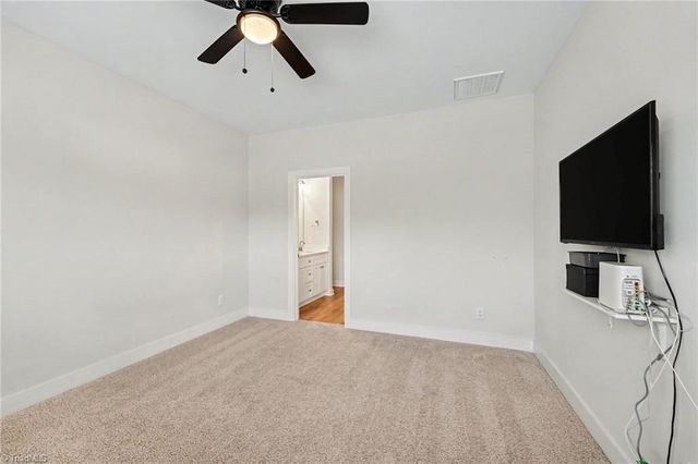 4925 Cannon Crossing Circle, Greensboro, NC 27410