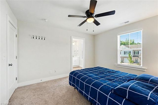 4925 Cannon Crossing Circle, Greensboro, NC 27410