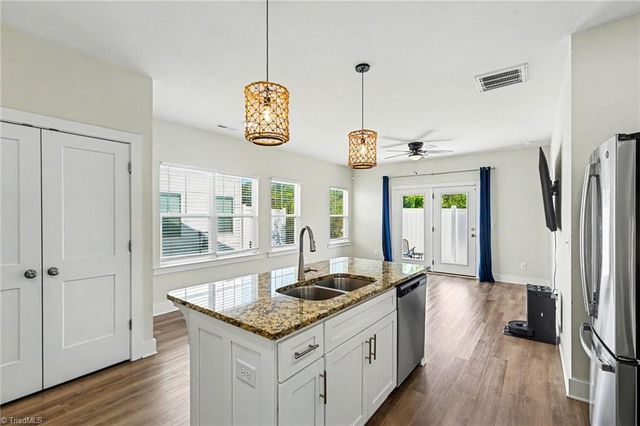 4925 Cannon Crossing Circle, Greensboro, NC 27410