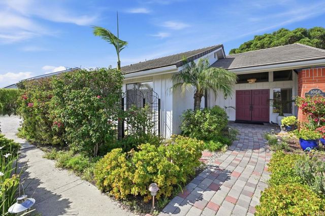 1066 Guildford Court, Encinitas, CA 92024