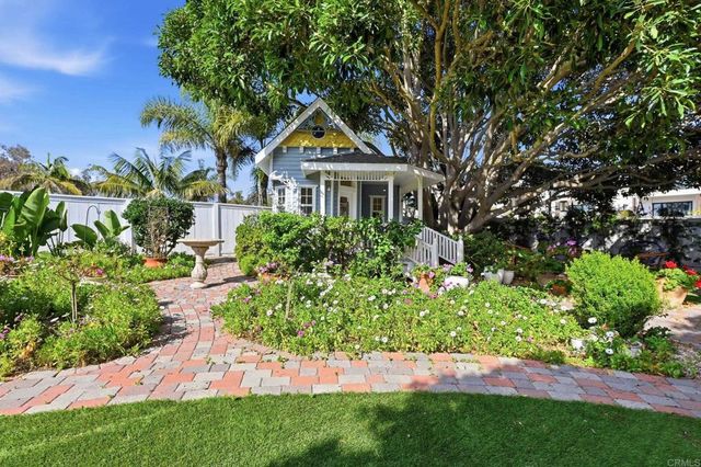 1066 Guildford Court, Encinitas, CA 92024