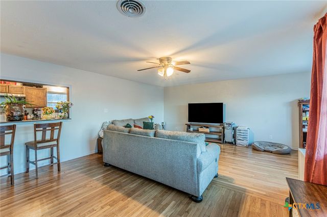 1102 S 27th Street, Copperas Cove, TX 76522