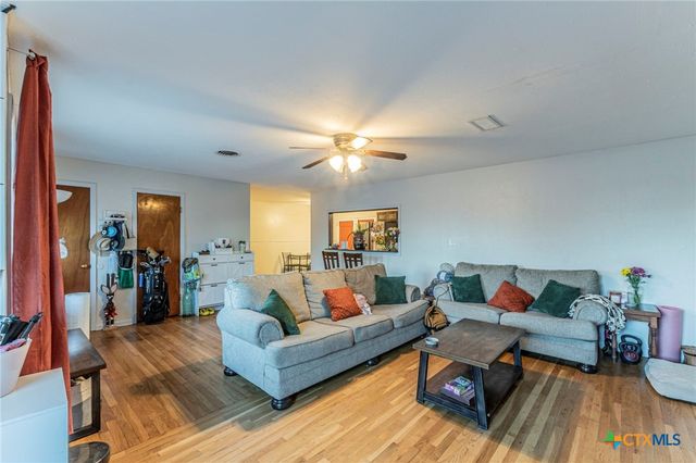 1102 S 27th Street, Copperas Cove, TX 76522