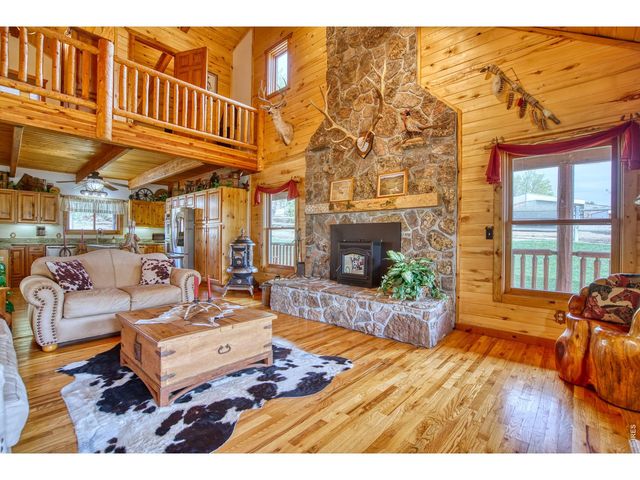 320 Del Monte Rd, Berthoud, CO 80513