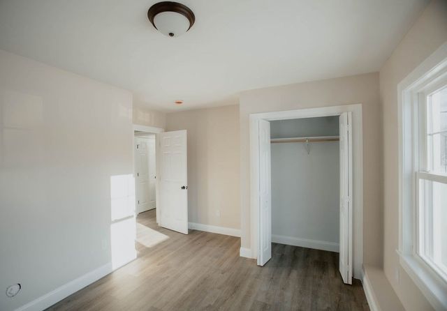 572 Wheelwright Rd, Barre, MA 01005