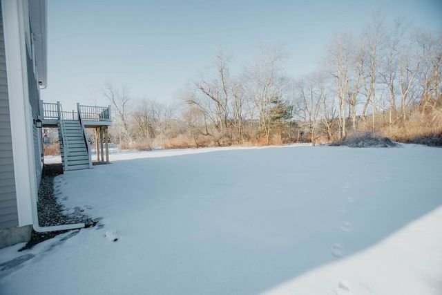 572 Wheelwright Rd, Barre, MA 01005