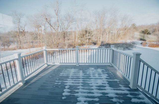 572 Wheelwright Rd, Barre, MA 01005