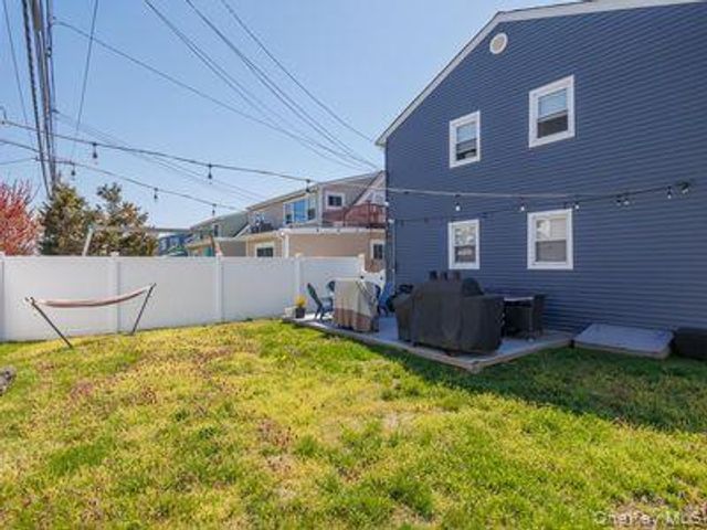 825 E Park Avenue, Long Beach, NY 11561