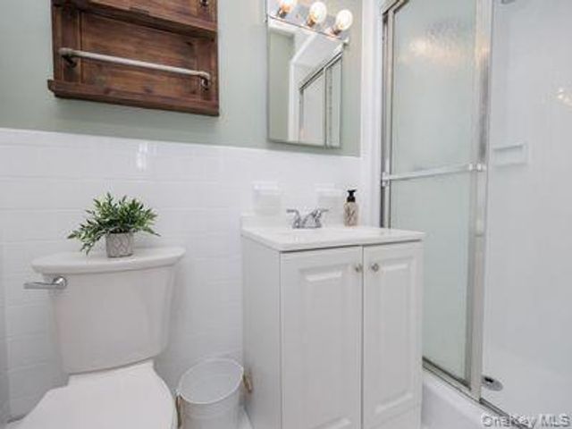 825 E Park Avenue, Long Beach, NY 11561