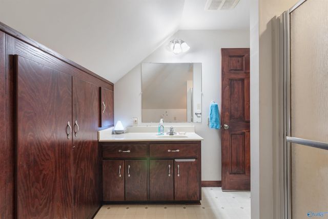 25374 Children Street, Elkmont, AL 35620