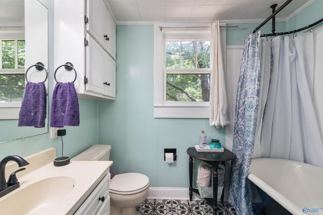 25374 Children Street, Elkmont, AL 35620