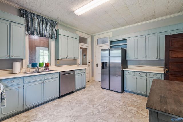 25374 Children Street, Elkmont, AL 35620