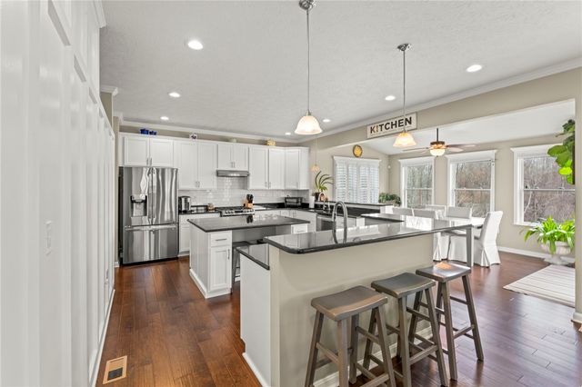 307 Regent Court, Mcdonald, PA 15057