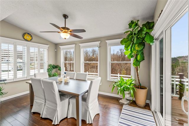 307 Regent Court, Mcdonald, PA 15057