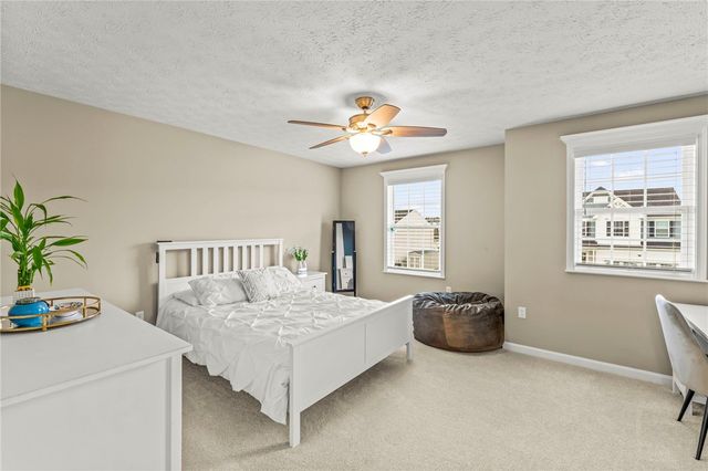 307 Regent Court, Mcdonald, PA 15057