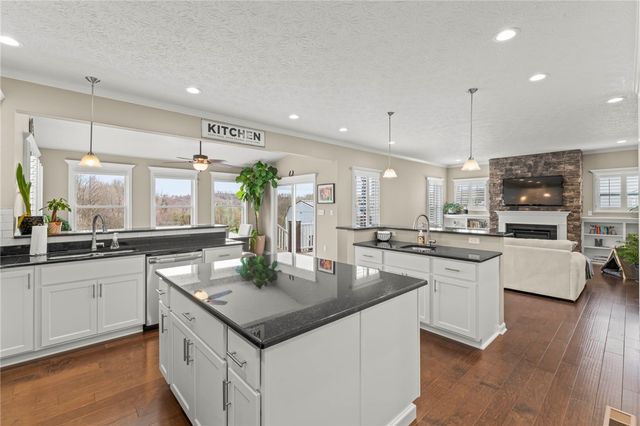 307 Regent Court, Mcdonald, PA 15057