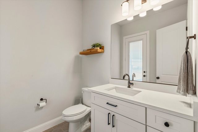 711 Lexington Lane, Nevada, TX 75173