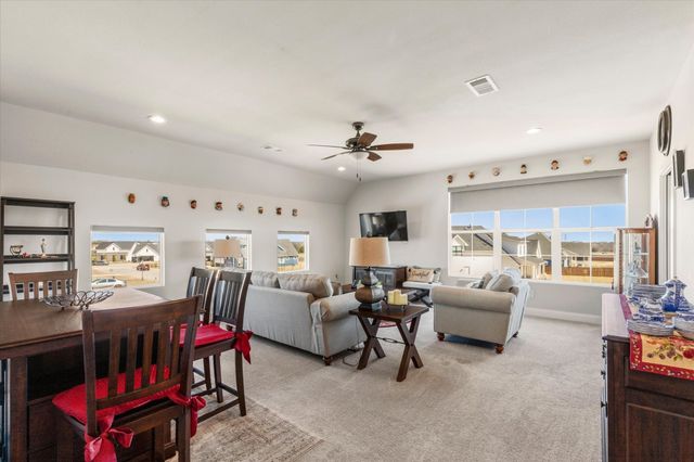 711 Lexington Lane, Nevada, TX 75173