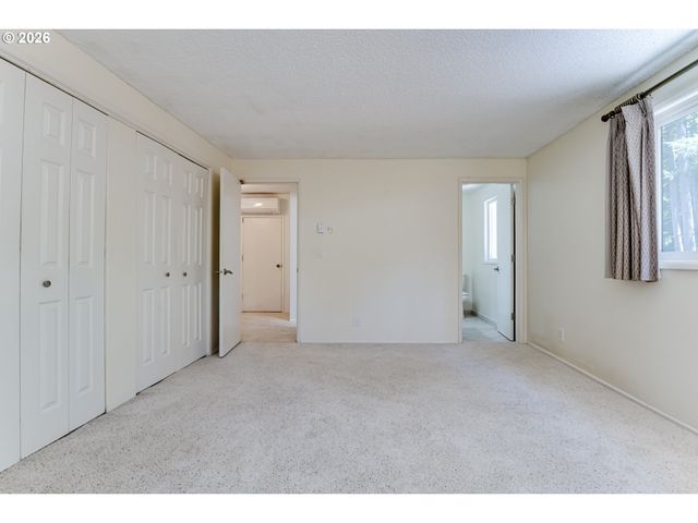 88119 TIKI Ln, Springfield, OR 97478