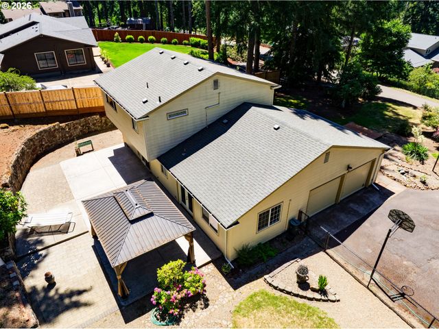 88119 TIKI Ln, Springfield, OR 97478