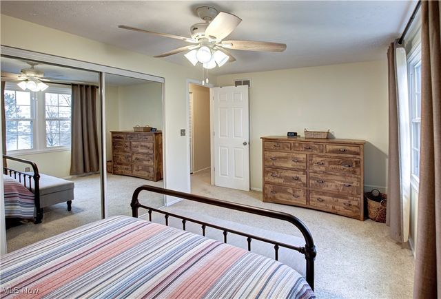 15724 Sassafras Drive, Strongsville, OH 44136