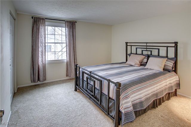 15724 Sassafras Drive, Strongsville, OH 44136