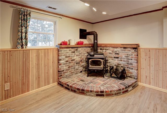 15724 Sassafras Drive, Strongsville, OH 44136