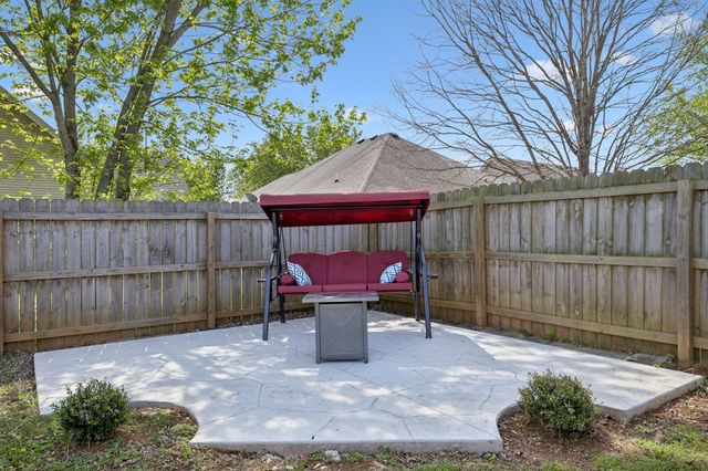 2739 Oxford Hall Ave, Murfreesboro, TN 37128