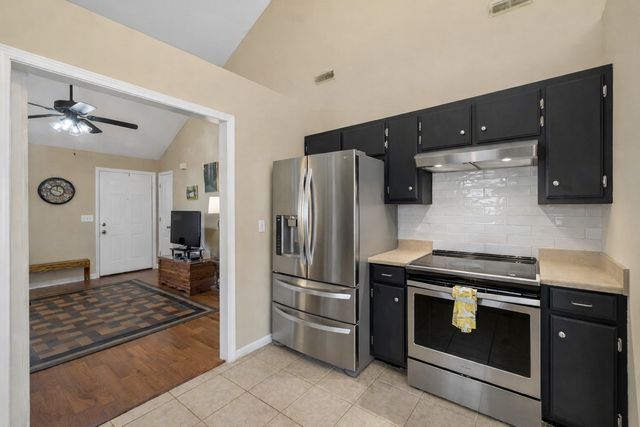 2739 Oxford Hall Ave, Murfreesboro, TN 37128