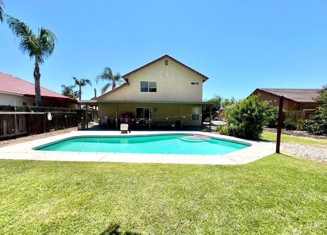 14016 Las Entradas, Bakersfield, CA 93314