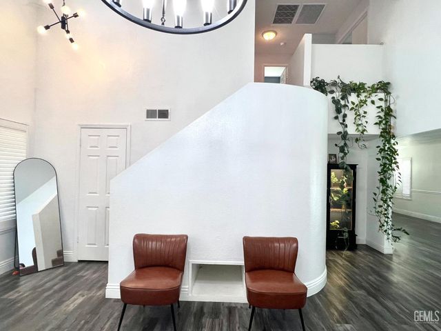 14016 Las Entradas, Bakersfield, CA 93314