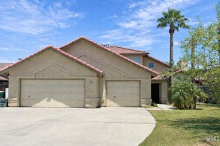 14016 Las Entradas, Bakersfield, CA 93314