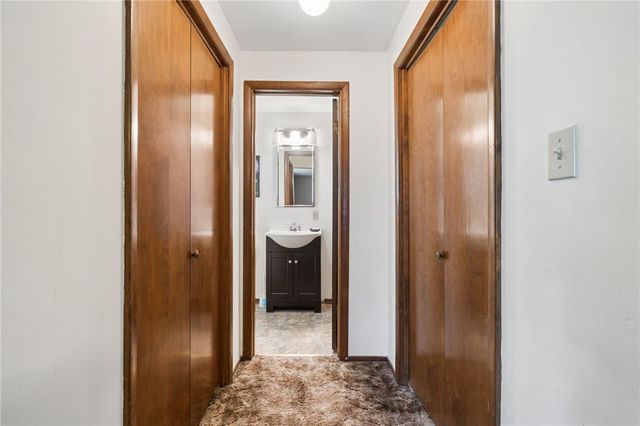952 Murphy Dr, Canton Twp, PA 15301