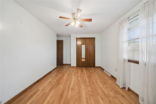 952 Murphy Dr, Canton Twp, PA 15301