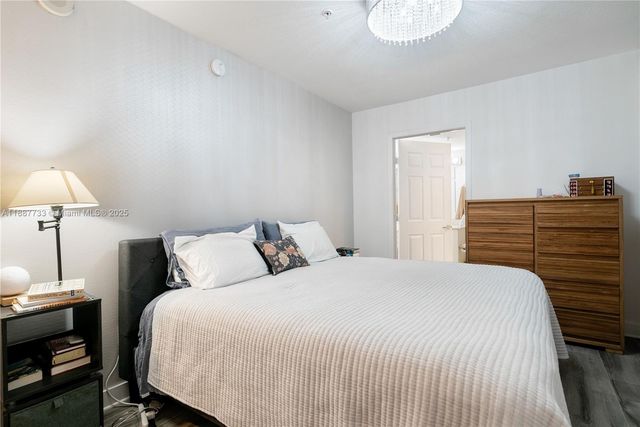 3232 SW 22nd Ter TH 115, Miami, FL 33145