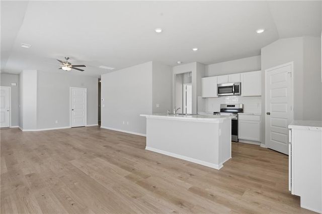 20240 W 194th Terrace, Spring Hill, KS 66083