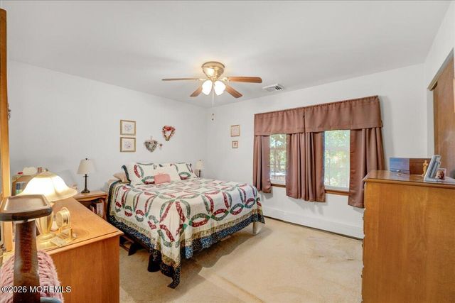 46 Mermaid Drive, Manahawkin, NJ 08050