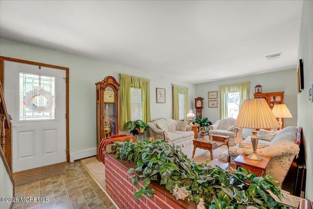 46 Mermaid Drive, Manahawkin, NJ 08050