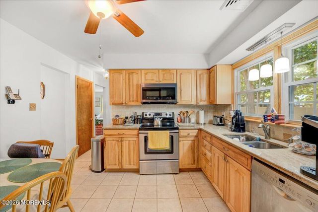 46 Mermaid Drive, Manahawkin, NJ 08050